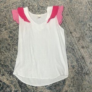 7th Ray White Top with Pink Ruffle Sleeves